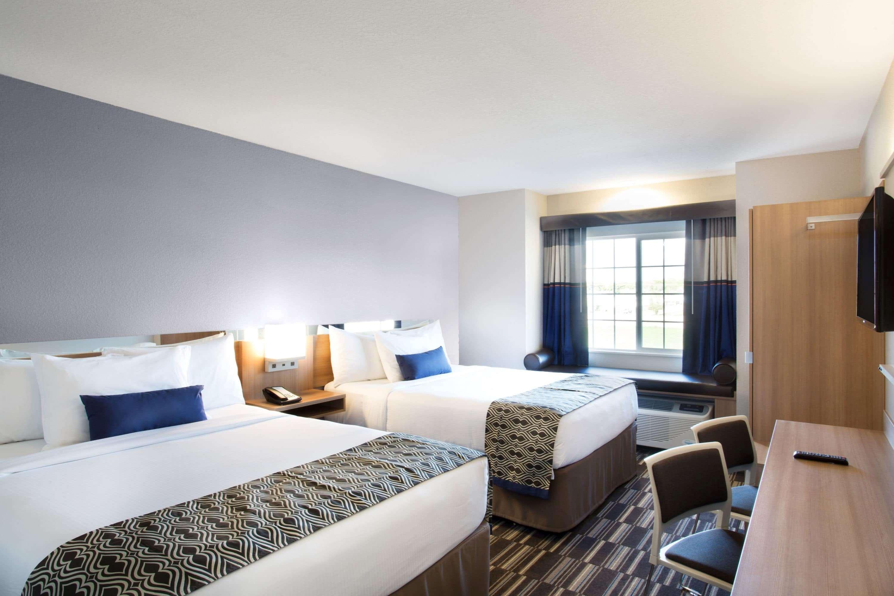 Microtel Inn & Suites By Wyndham Vernal/Naples Bagian luar foto