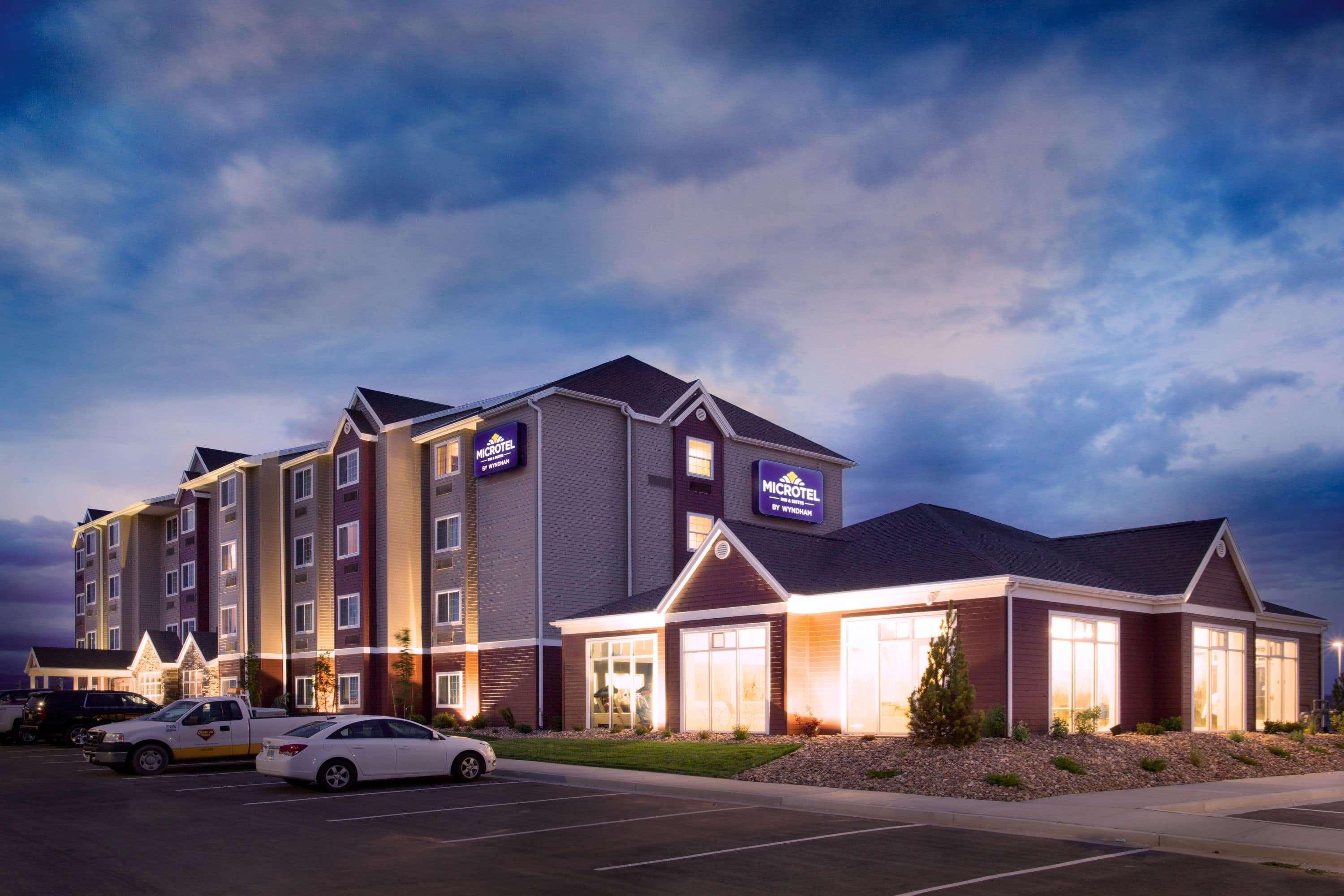 Microtel Inn & Suites By Wyndham Vernal/Naples Bagian luar foto