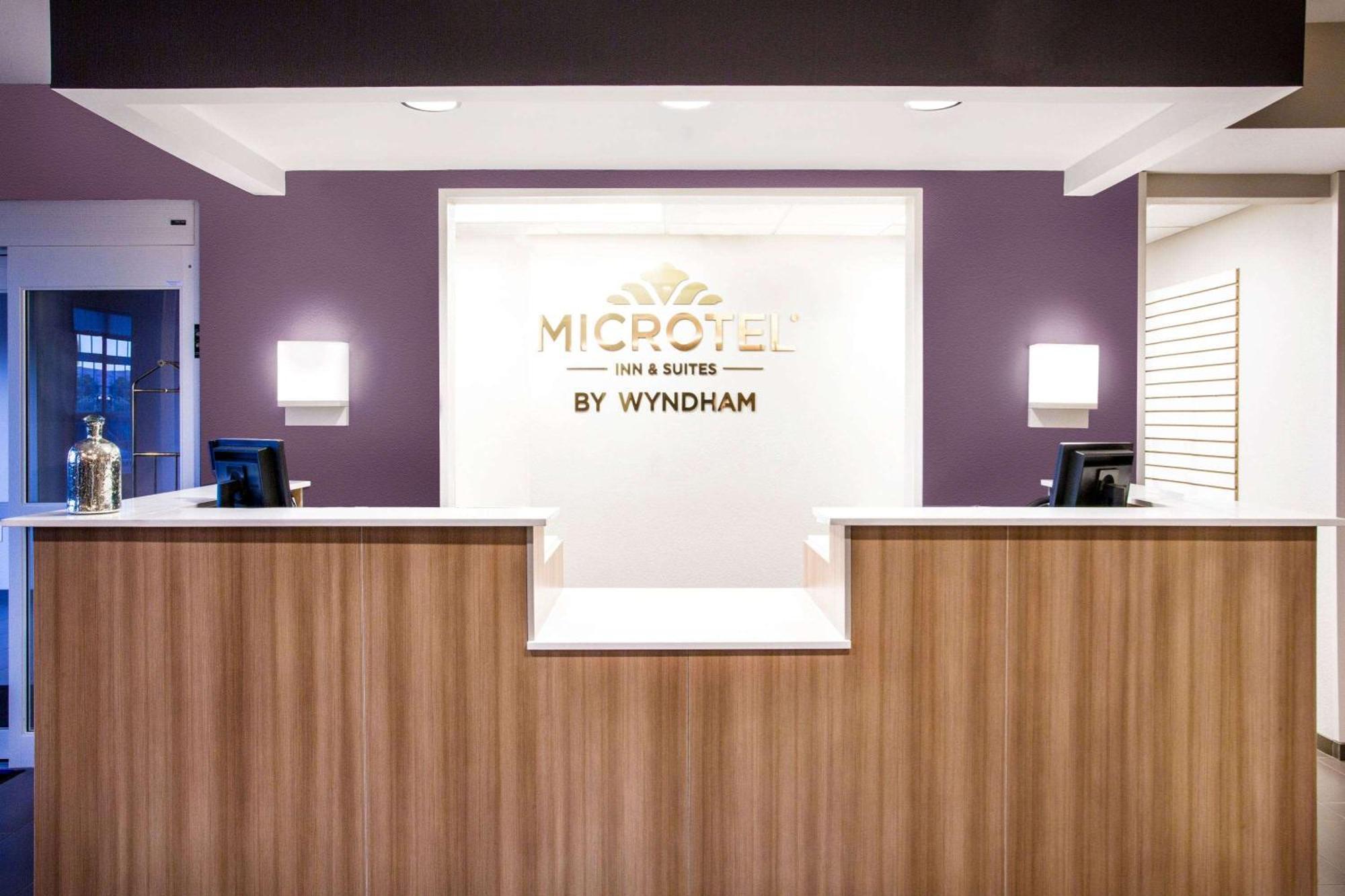 Microtel Inn & Suites By Wyndham Vernal/Naples Bagian luar foto